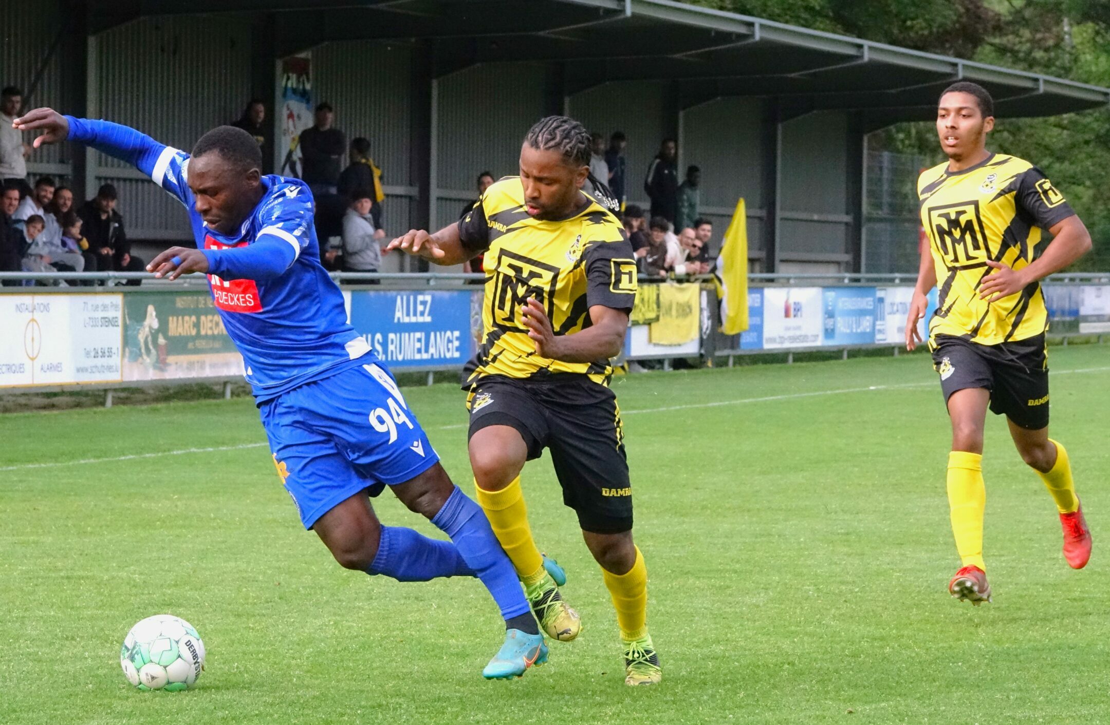 Beggen sombre et Bissen pousse
