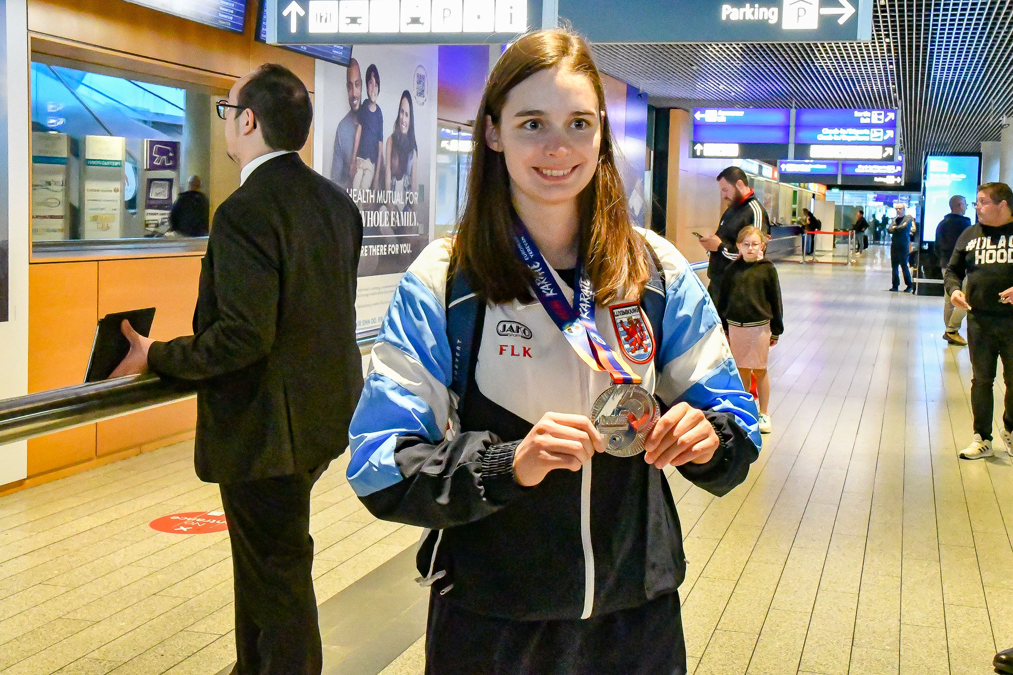 Jenny Warling remporte l'argent aux Championnats d'Europe.